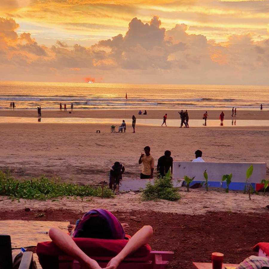 Love Temple Beach Resort Arambol Luaran gambar