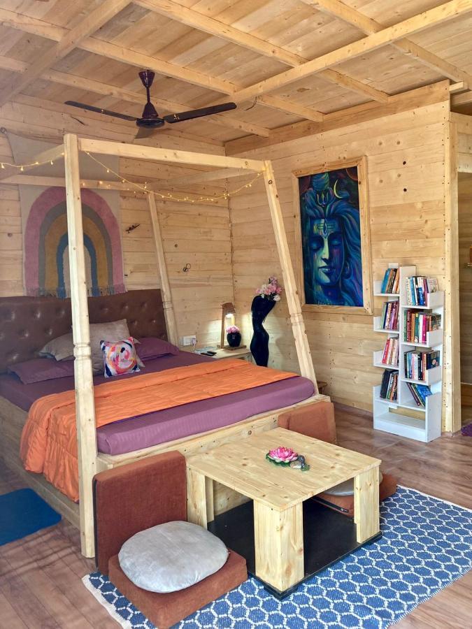 Love Temple Beach Resort Arambol Luaran gambar