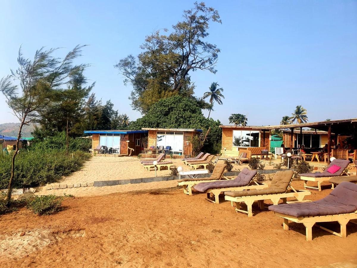 Love Temple Beach Resort Arambol Luaran gambar