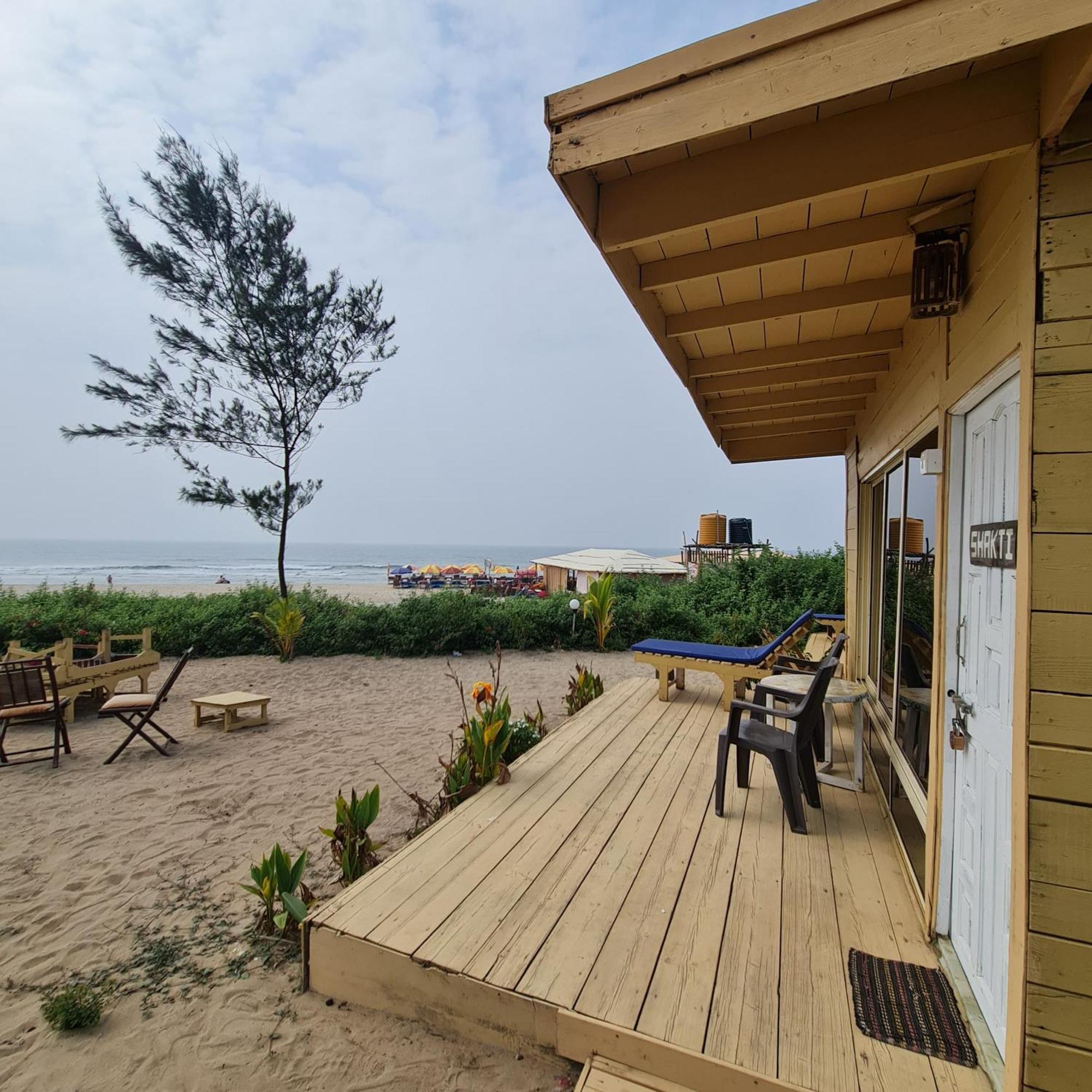 Love Temple Beach Resort Arambol Luaran gambar